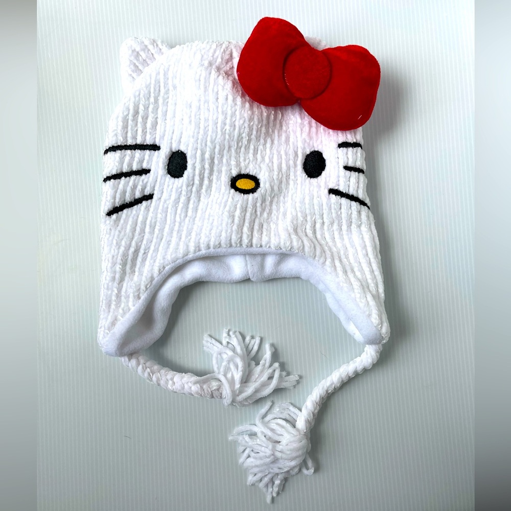 NEW Hello Kitty Beanie Winter Hat - White - OS